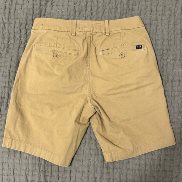Abercrombie & Fitch Mens Khaki Chino Shorts - Picture 2 of 5